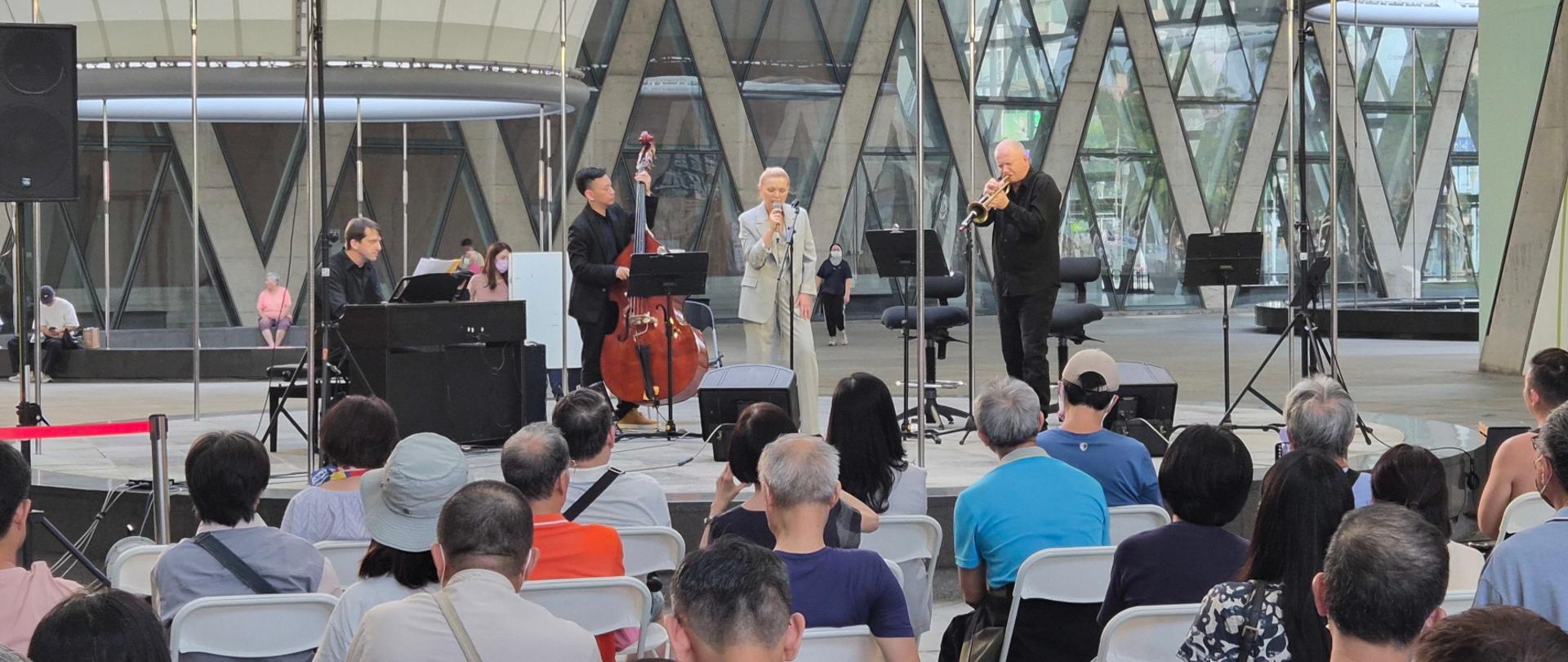 Outdoor concert by the Anna Maria Jopek Quartet at DaDong Arts Center, Kaohsiung